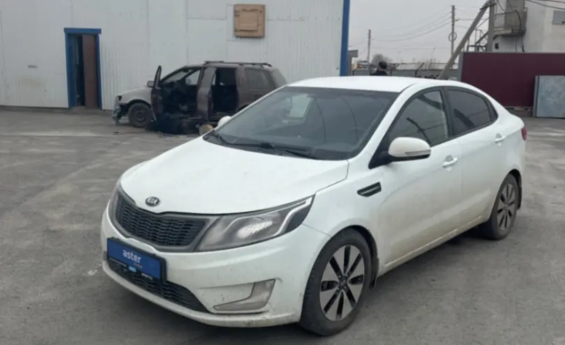 Kia Rio 2015 года за 5 800 000 тг. в Атырау
