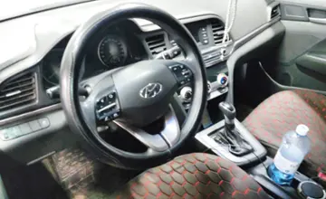 Hyundai Elantra 2019 года за 6 500 000 тг. в Астана фото 5