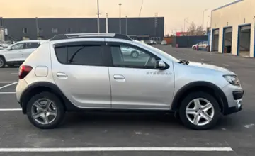 Renault Sandero 2018 года за 5 000 000 тг. в Алматы фото 4