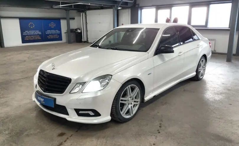 Mercedes-Benz E-Класс 2010 года за 7 500 000 тг. в Астана