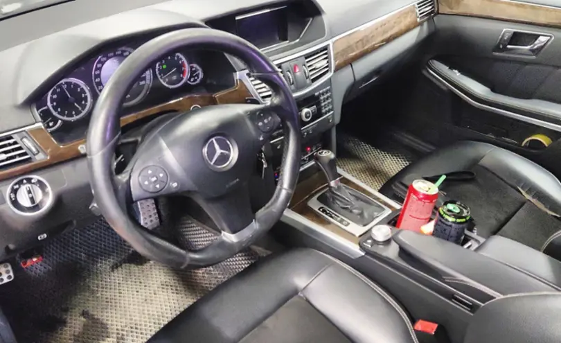 Mercedes-Benz E-Класс 2010 года за 7 500 000 тг. в Астана фото 5