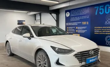 Hyundai Sonata 2022 года за 12 000 000 тг. в Астана фото 3