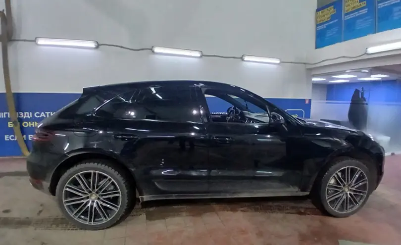 Porsche Macan 2015 года за 17 000 000 тг. в Астана фото 4