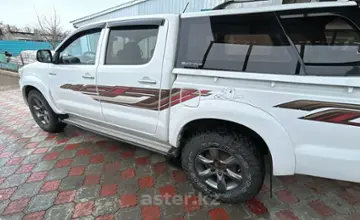 Toyota Hilux 2013 года за 10 000 000 тг. в Костанай фото 3