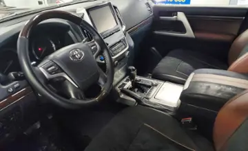 Toyota Land Cruiser 2016 года за 35 000 000 тг. в Астана фото 5