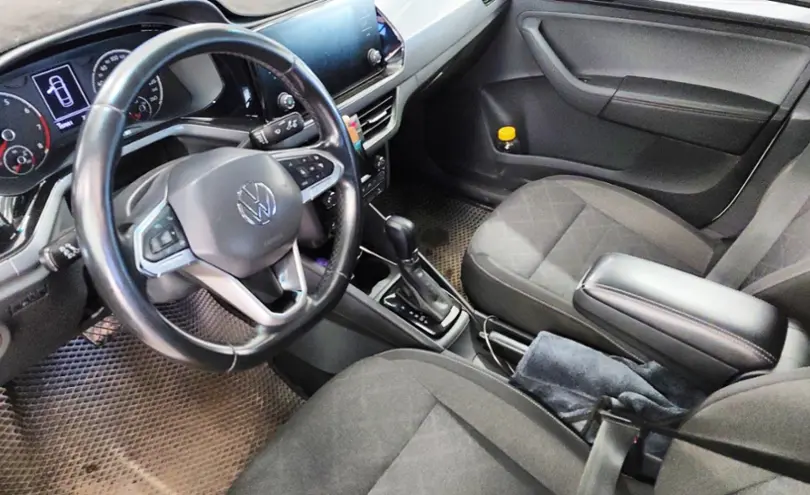 Volkswagen Polo 2021 года за 7 500 000 тг. в Астана фото 5