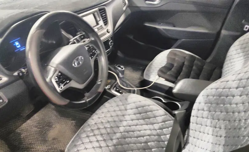 Hyundai Accent 2018 года за 6 500 000 тг. в Астана фото 5