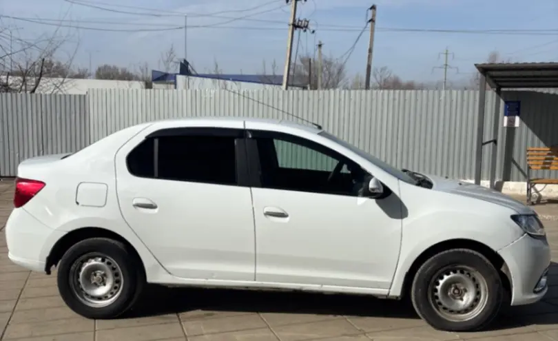 Renault Logan 2015 года за 3 600 000 тг. в Уральск фото 4
