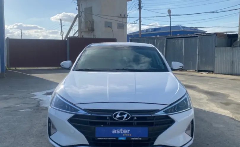 Hyundai Elantra 2020 года за 7 500 000 тг. в Атырау фото 2