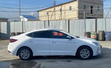 Hyundai Elantra 2020 года за 7 500 000 тг. в Атырау фото 4