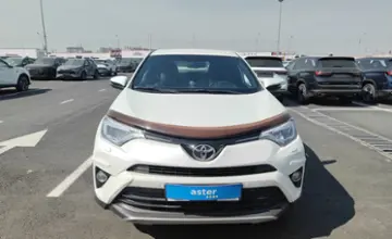 Toyota RAV4 2018 года за 12 500 000 тг. в Алматы фото 2