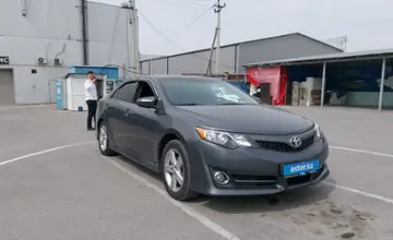 Toyota Camry 2014 года за 8 800 000 тг. в Шымкент фото 2