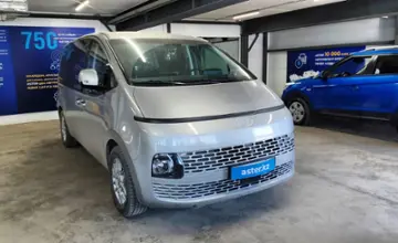 Hyundai Staria 2024 года за 26 000 000 тг. в Астана фото 2