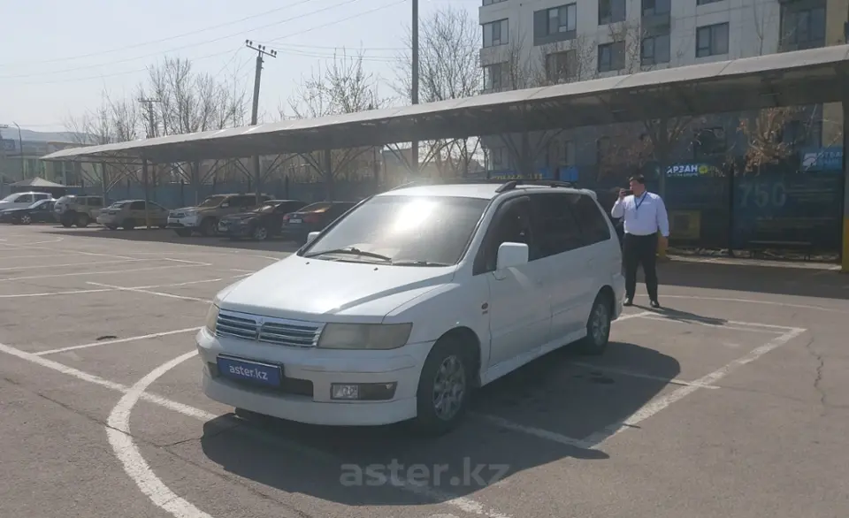 Mitsubishi Chariot 1998 года за 1 900 000 тг. в Алматы