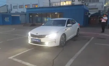 Kia K5 2016 года за 9 600 000 тг. в Алматы фото 1
