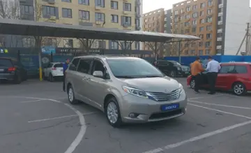 Toyota Sienna 2015 года за 15 000 000 тг. в Алматы фото 2