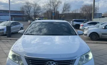 Toyota Camry 2011 года за 10 000 000 тг. в Уральск фото 2