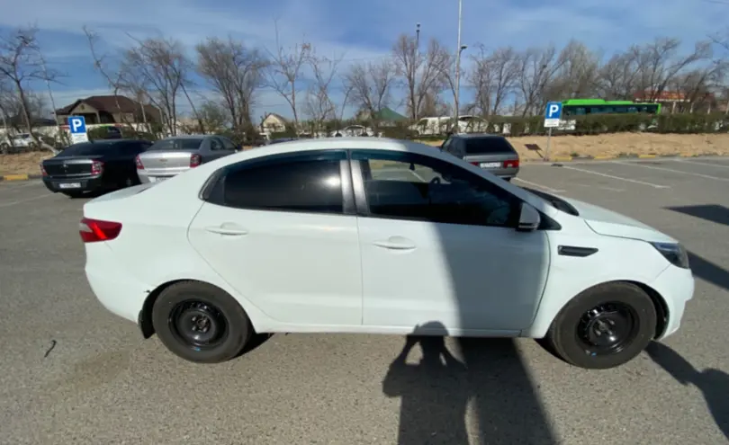 Kia Rio 2013 года за 3 850 000 тг. в Шымкент фото 4