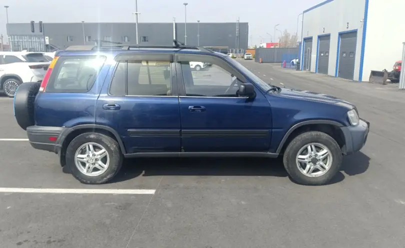 Honda CR-V 1998 года за 3 500 000 тг. в Алматы фото 4