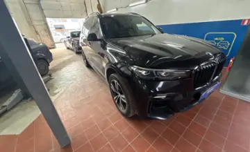 BMW X7 2020 года за 38 000 000 тг. в Астана фото 3