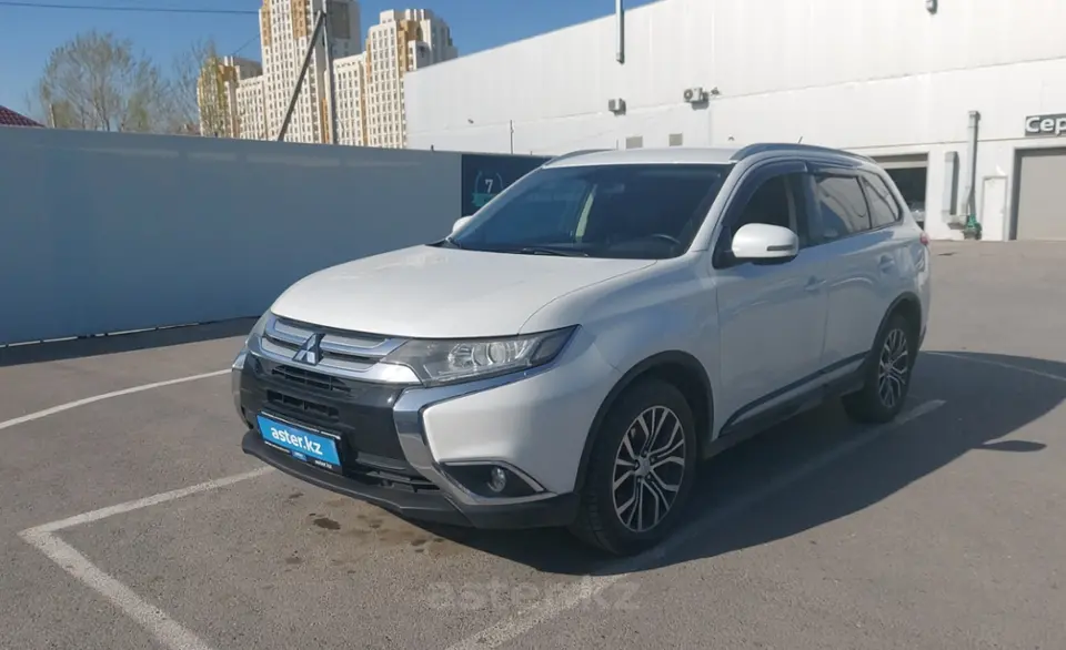 Mitsubishi Outlander 2016 года за 8 000 000 тг. в Шымкент