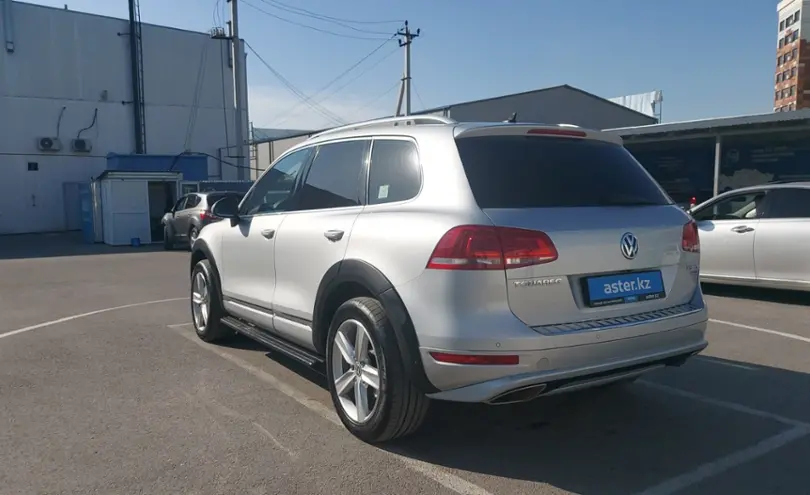 Volkswagen Touareg 2014 года за 16 500 000 тг. в Шымкент фото 4