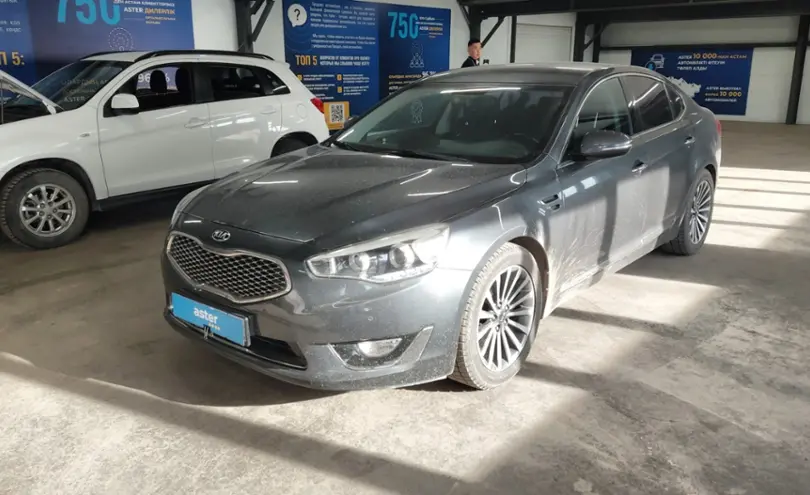 Kia K7 2014 года за 9 000 000 тг. в Астана