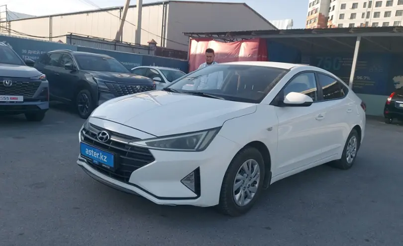 Hyundai Elantra 2019 года за 7 500 000 тг. в Шымкент