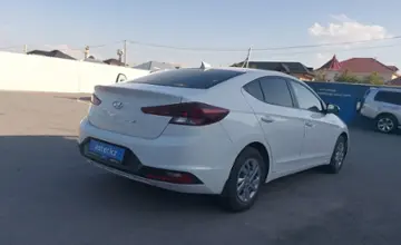 Hyundai Elantra 2019 года за 7 500 000 тг. в Шымкент фото 4