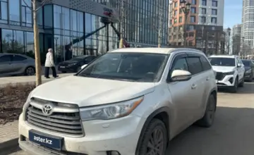 Toyota Highlander 2014 года за 17 000 000 тг. в Астана фото 1