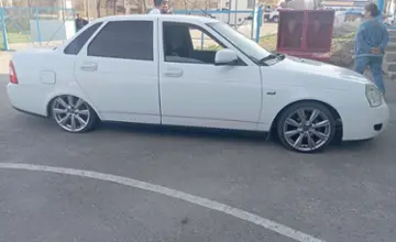 LADA (ВАЗ) Priora 2018 года за 4 500 000 тг. в Тараз фото 4