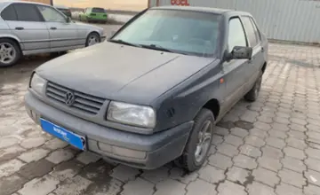 Volkswagen Vento 1992 года за 800 000 тг. в Караганда фото 1