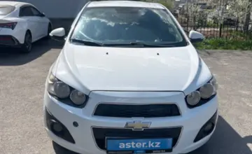 Chevrolet Aveo 2014 года за 4 500 000 тг. в Шымкент фото 2