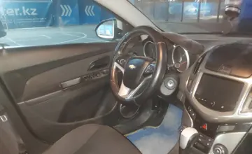 Chevrolet Cruze 2012 года за 3 400 000 тг. в Алматы фото 5