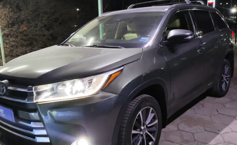 Toyota Highlander 2017 года за 17 000 000 тг. в Талдыкорган