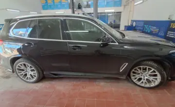 BMW X5 2021 года за 32 000 000 тг. в Астана фото 4