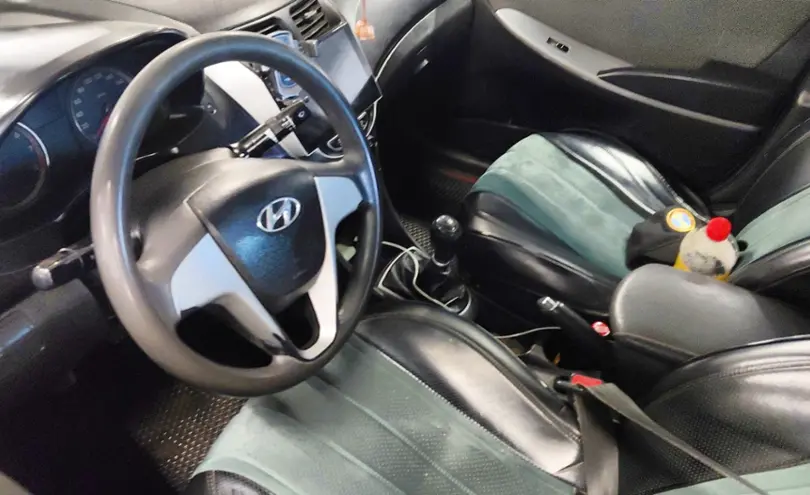 Hyundai Accent 2014 года за 4 000 000 тг. в Астана фото 5