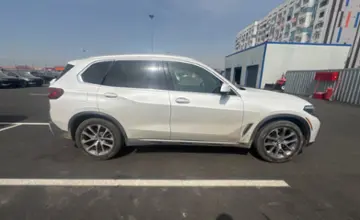 BMW X5 2019 года за 28 000 000 тг. в Алматы фото 4