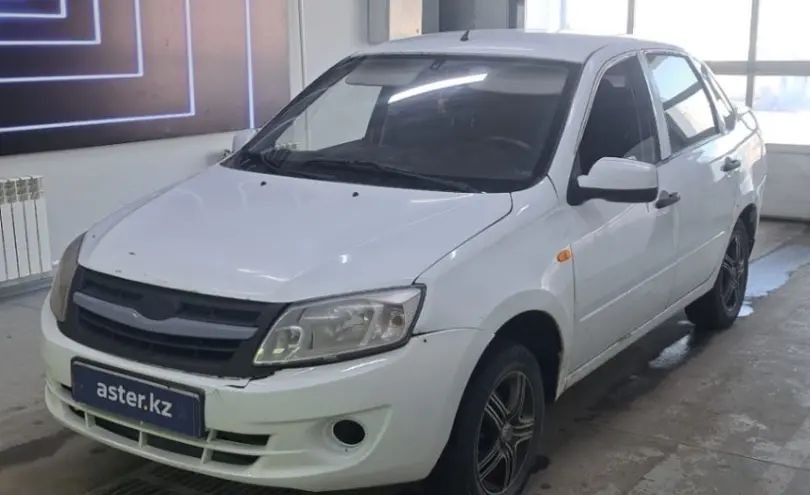 LADA (ВАЗ) Granta 2013 года за 1 000 000 тг. в Павлодар