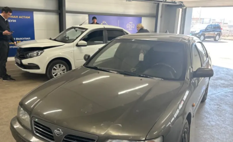 Nissan Maxima 1998 года за 2 000 000 тг. в Астана