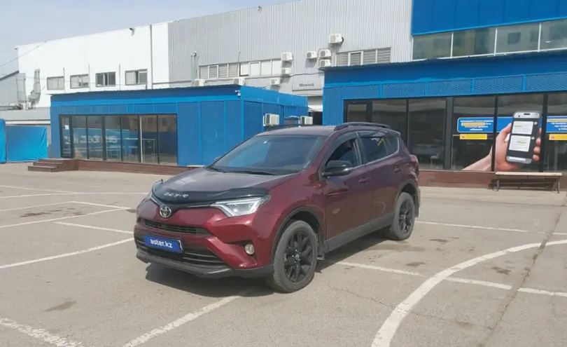 Toyota RAV4 2019 года за 10 500 000 тг. в Алматы