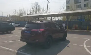 Toyota RAV4 2019 года за 10 500 000 тг. в Алматы фото 3