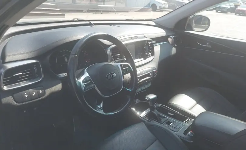 Kia Sorento 2019 года за 11 500 000 тг. в Алматы фото 5