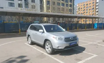 Toyota Highlander 2011 года за 13 500 000 тг. в Алматы фото 2