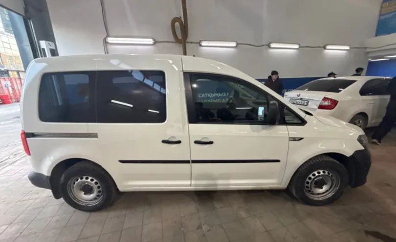 Volkswagen Caddy 2020 года за 11 700 000 тг. в Астана фото 4