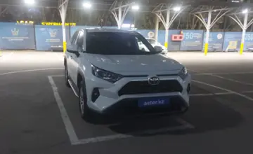 Toyota RAV4 2023 года за 16 500 000 тг. в Алматы фото 2