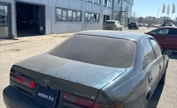 Toyota Camry 1998 года за 2 000 000 тг. в Астана