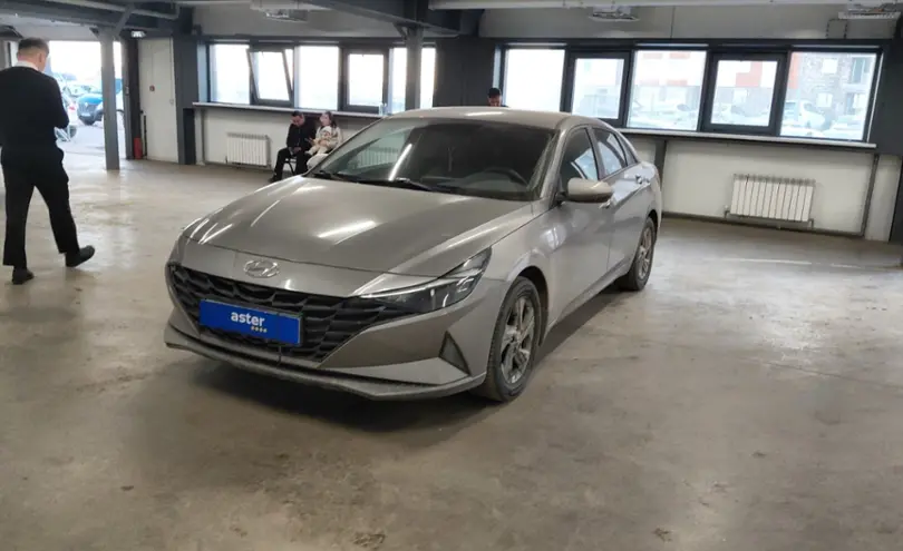 Hyundai Elantra 2021 года за 8 500 000 тг. в Астана