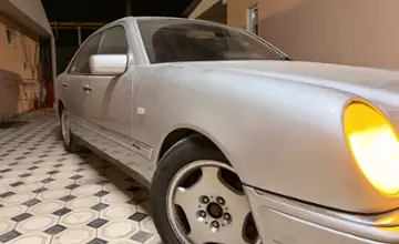 Mercedes-Benz E-Класс 1997 года за 3 000 000 тг. в Алматы фото 2