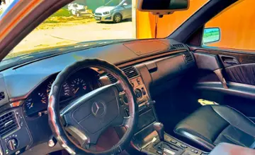 Mercedes-Benz E-Класс 1996 года за 2 700 000 тг. в Алматы